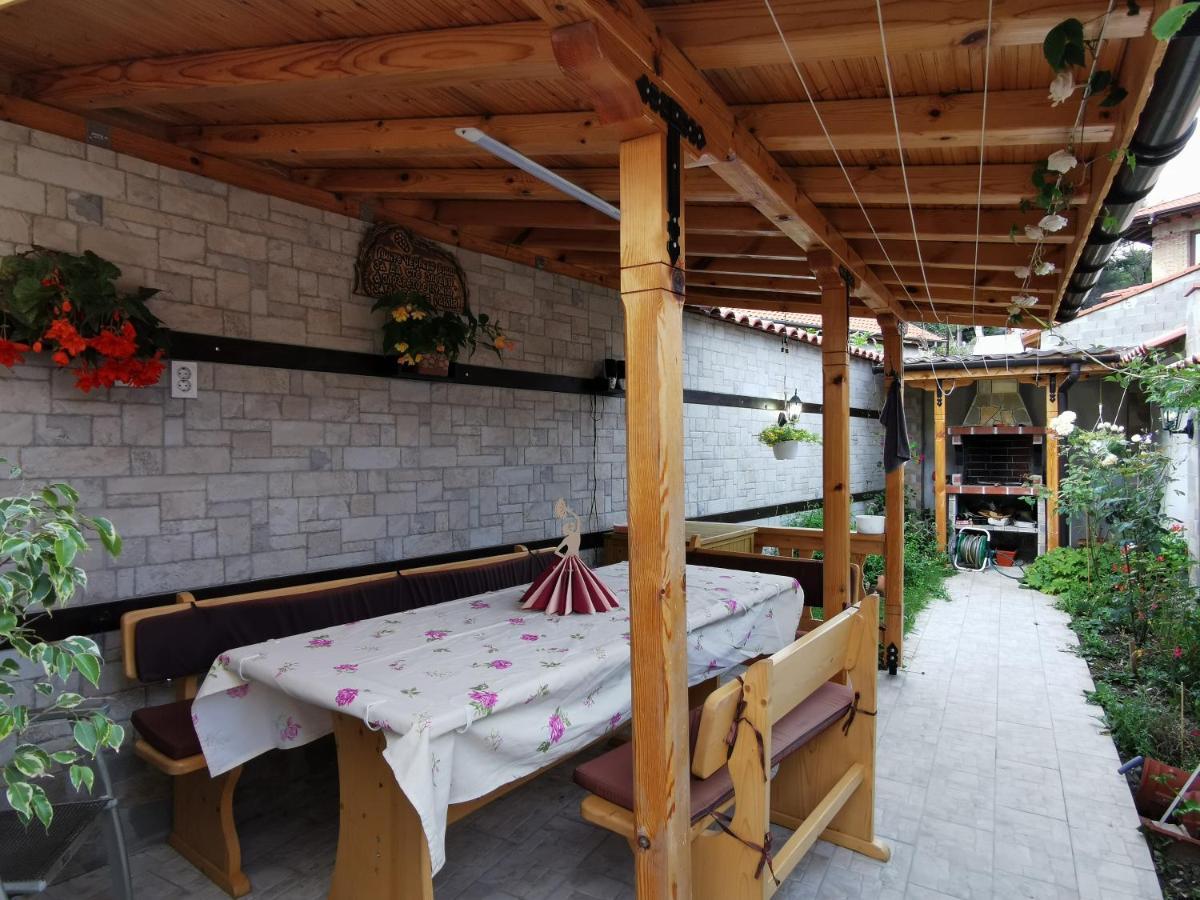 Rose Valley Guest House Kazanlŭk Eksteriør bilde
