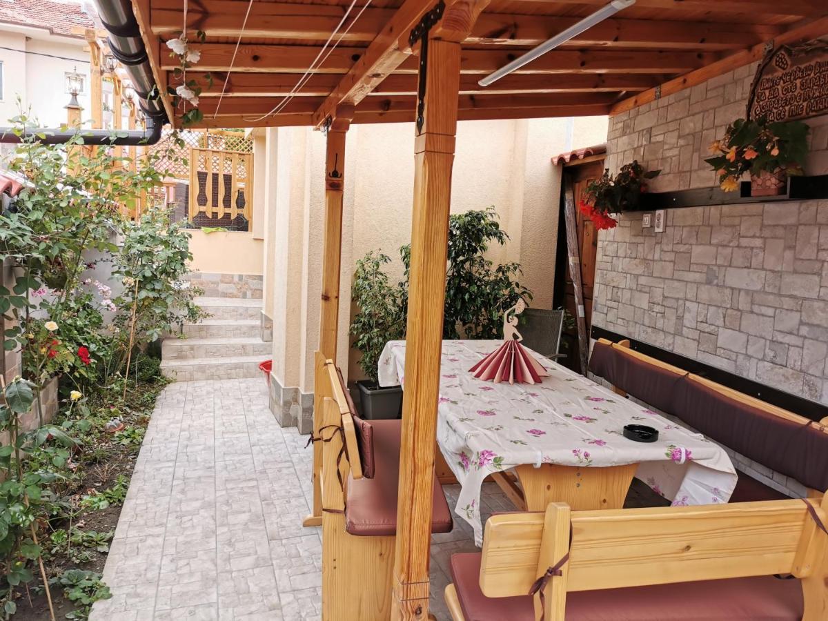 Rose Valley Guest House Kazanlŭk Eksteriør bilde