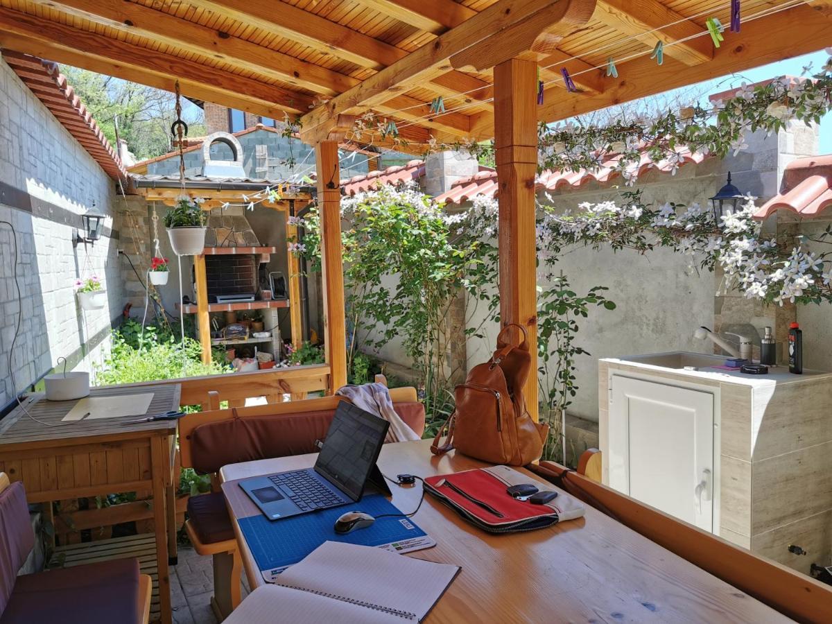 Rose Valley Guest House Kazanlŭk Eksteriør bilde